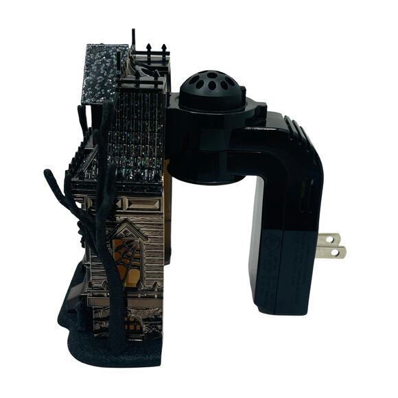 Bath & Body Works Wallflower Plug-In Haunted House Projector Halloween Cauldron - Picture 10 of 10